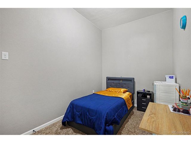 818 S Kalispell Cir 102, Aurora, CO 80017