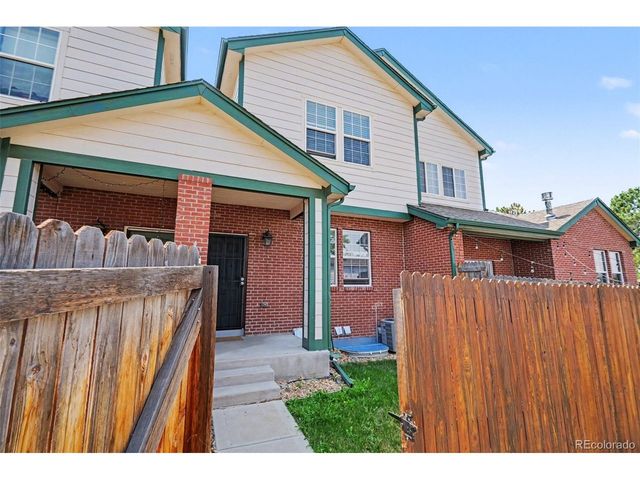 818 S Kalispell Cir 102, Aurora, CO 80017