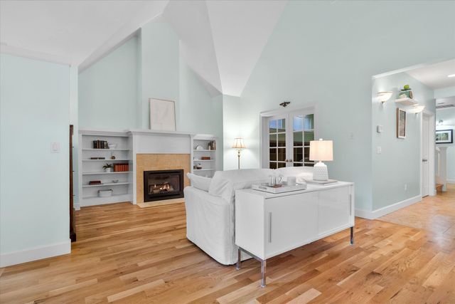 990 NE Wiest Way, Bend, OR 97701