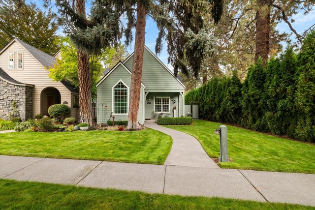 990 NE Wiest Way, Bend, OR 97701