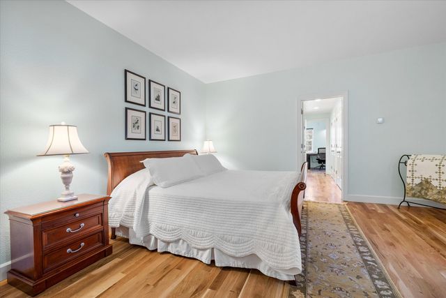 990 NE Wiest Way, Bend, OR 97701