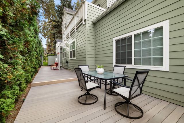 990 NE Wiest Way, Bend, OR 97701