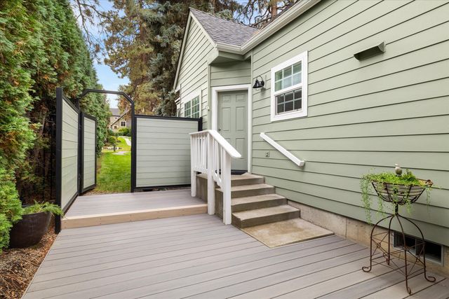 990 NE Wiest Way, Bend, OR 97701