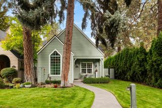 990 NE Wiest Way, Bend, OR 97701