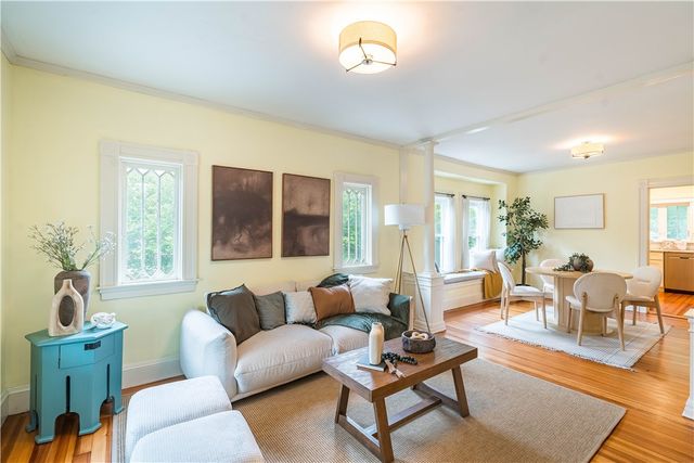 1335 Pawtucket Avenue, East Providence, RI 02916