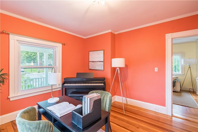 1335 Pawtucket Avenue, East Providence, RI 02916