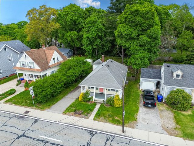1335 Pawtucket Avenue, East Providence, RI 02916