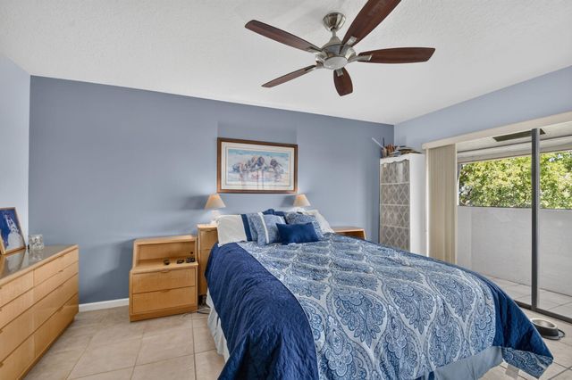 12524 SHORELINE Drive 404, Wellington, FL 33414
