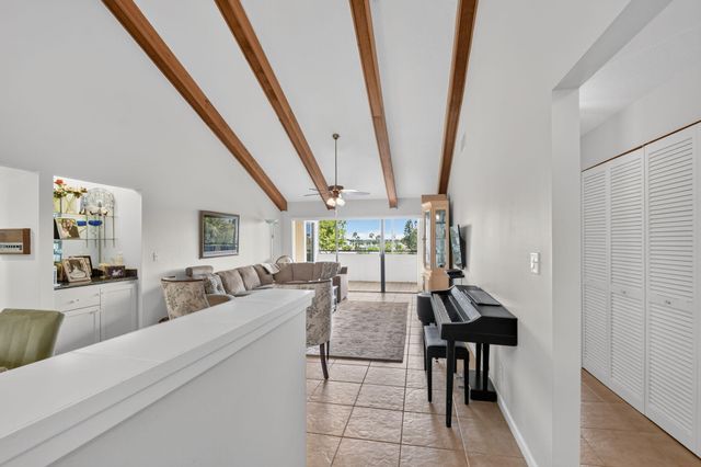 12524 SHORELINE Drive 404, Wellington, FL 33414