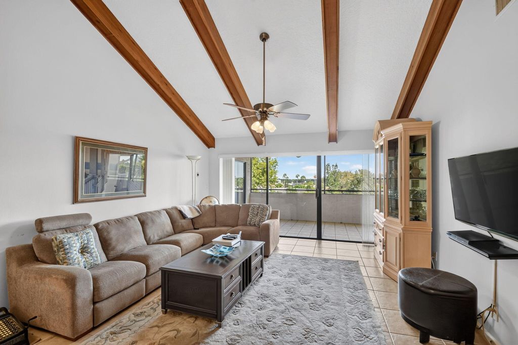 12524 SHORELINE Drive 404, Wellington, FL 33414