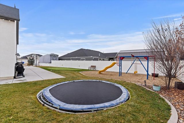 2176 N 2900 W, Plain City, UT 84404