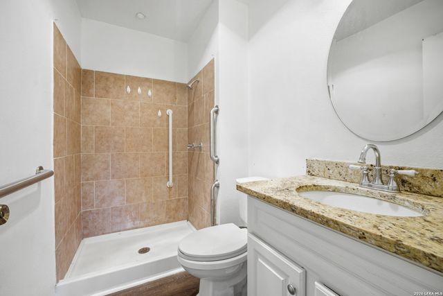 5722 MISTY GLN, San Antonio, TX 78247