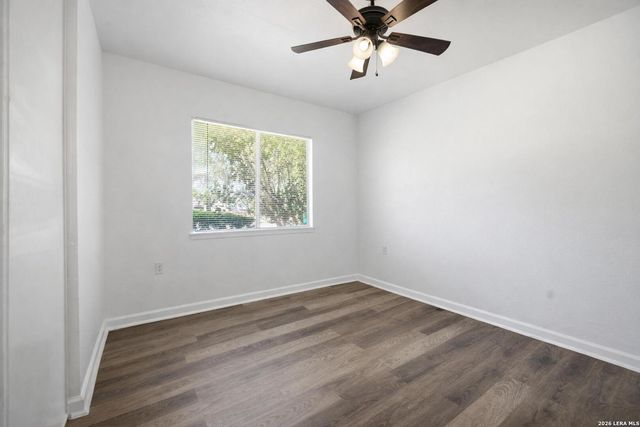 5722 MISTY GLN, San Antonio, TX 78247