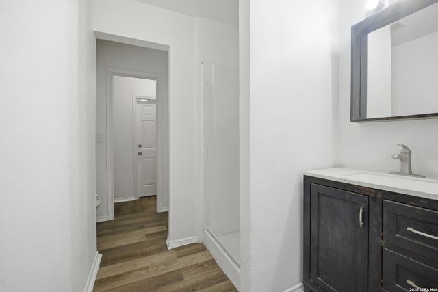 5722 MISTY GLN, San Antonio, TX 78247