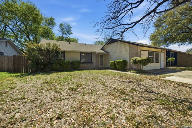 5722 MISTY GLN, San Antonio, TX 78247