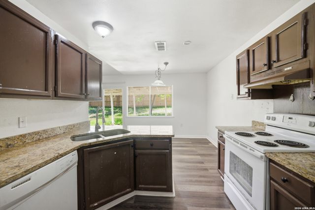 5722 MISTY GLN, San Antonio, TX 78247