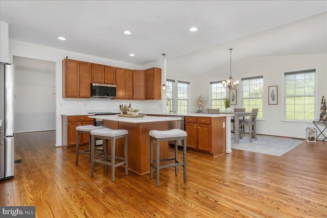 74 HEWITT DR, Martinsburg, WV 25403