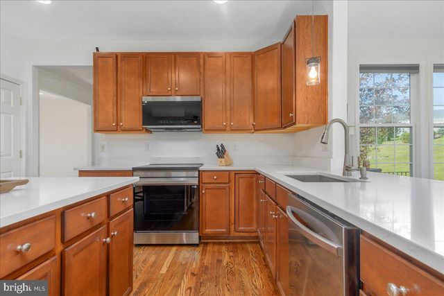 74 HEWITT DR, Martinsburg, WV 25403