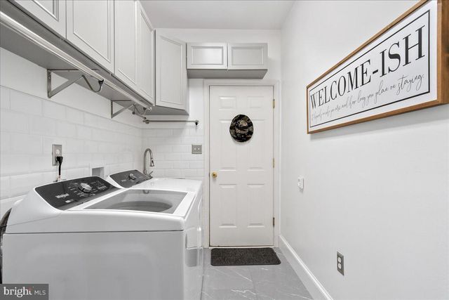 74 HEWITT DR, Martinsburg, WV 25403