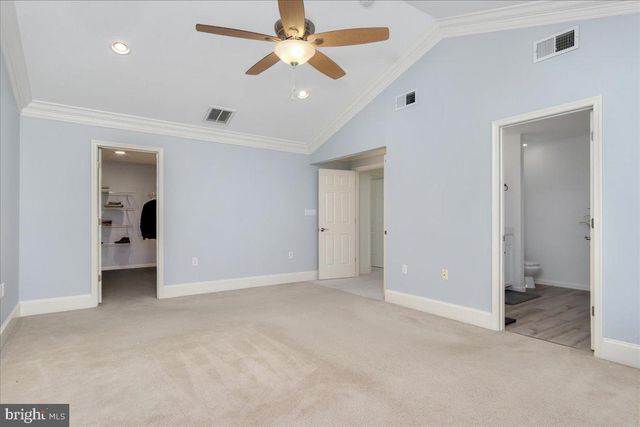 74 HEWITT DR, Martinsburg, WV 25403