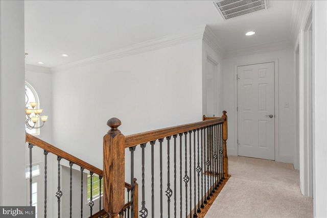 74 HEWITT DR, Martinsburg, WV 25403