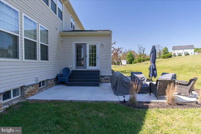 74 HEWITT DR, Martinsburg, WV 25403