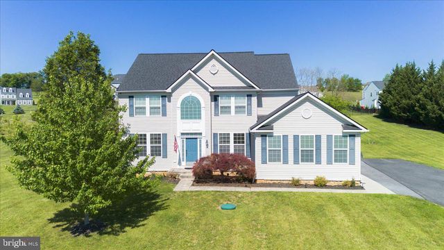 74 HEWITT DR, Martinsburg, WV 25403