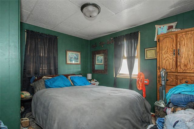 1225 E 25th Court, Des Moines, IA 50317