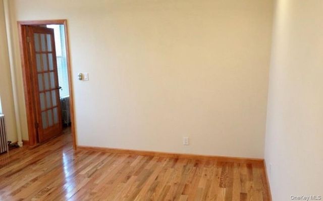 300 N 8th Street, Brooklyn, NY 11211