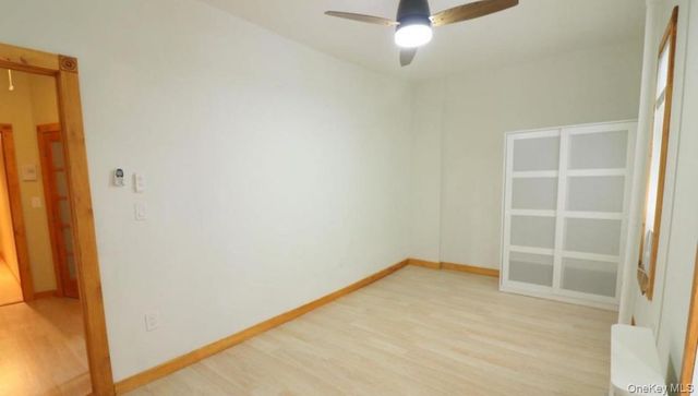 300 N 8th Street, Brooklyn, NY 11211