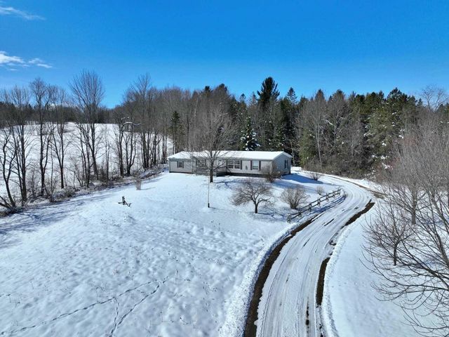 2357 Beebe Road, Derby, VT 05829