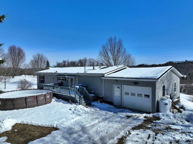 2357 Beebe Road, Derby, VT 05829