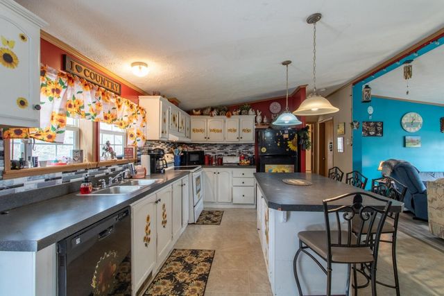 2357 Beebe Road, Derby, VT 05829