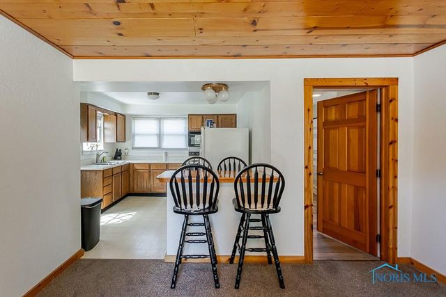 5951 Livingston Drive, Toledo, OH 43613