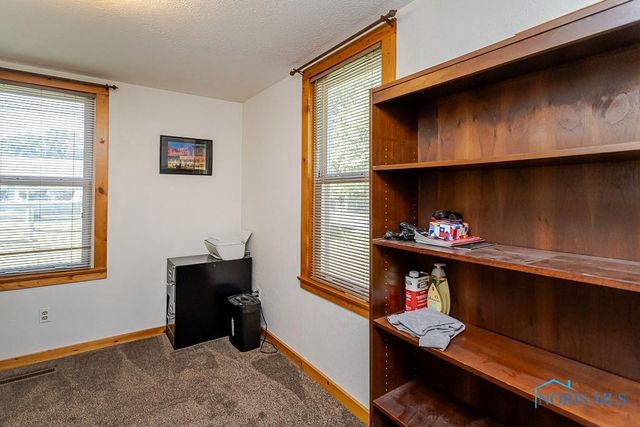 5951 Livingston Drive, Toledo, OH 43613