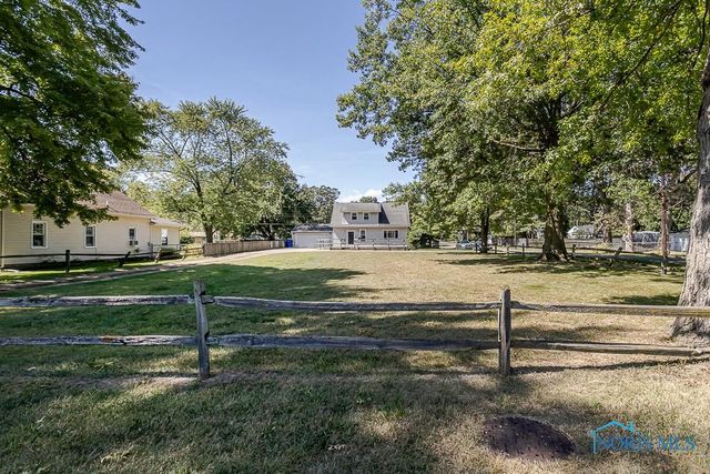 5951 Livingston Drive, Toledo, OH 43613