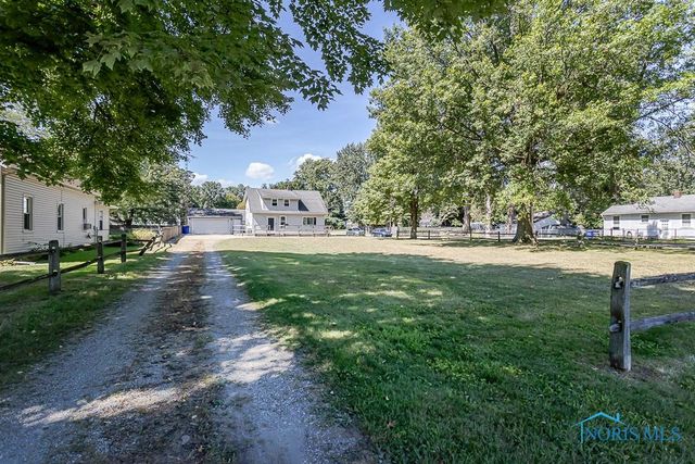 5951 Livingston Drive, Toledo, OH 43613