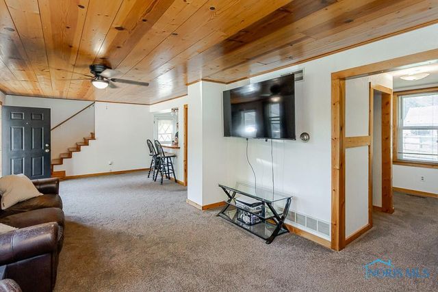 5951 Livingston Drive, Toledo, OH 43613