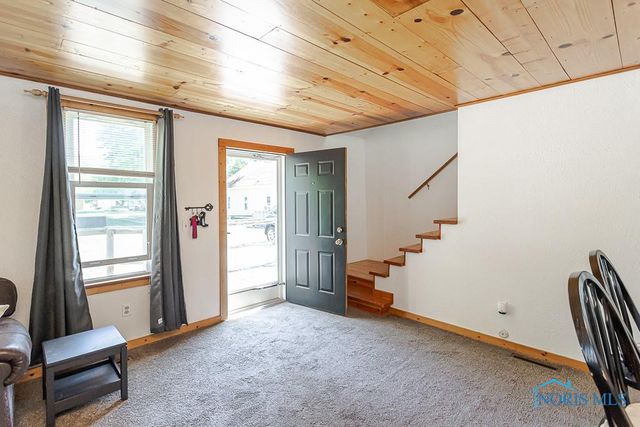 5951 Livingston Drive, Toledo, OH 43613