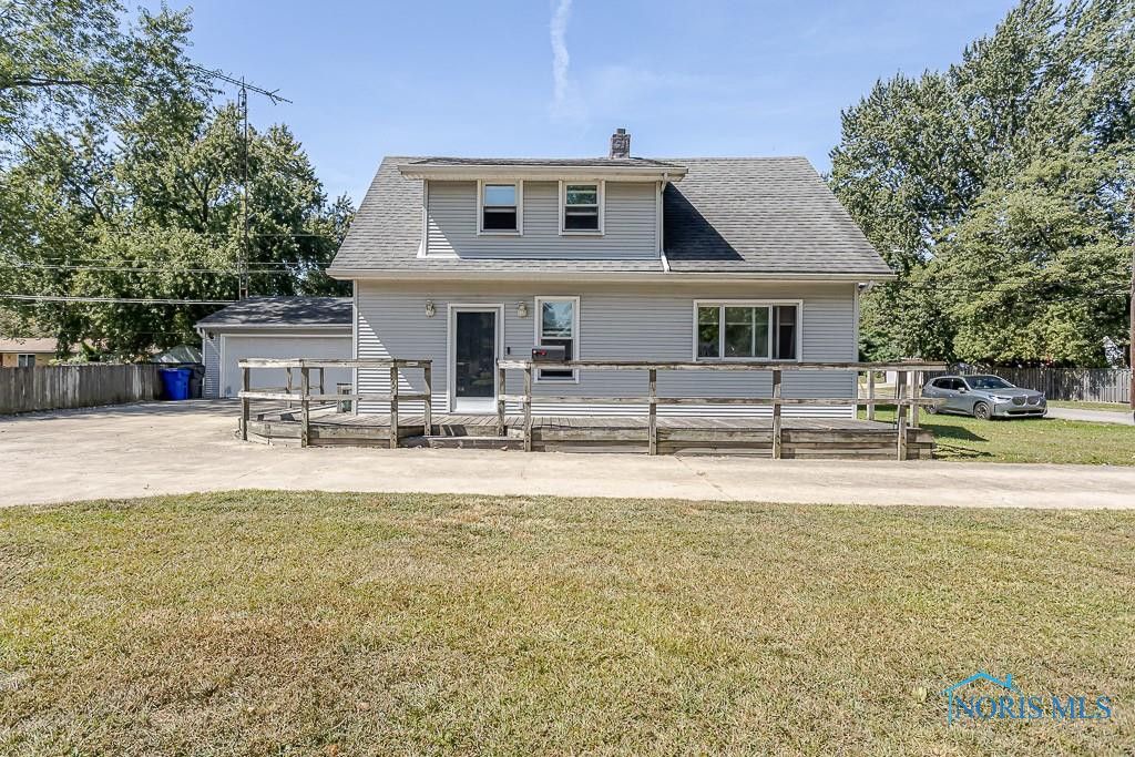 5951 Livingston Drive, Toledo, OH 43613