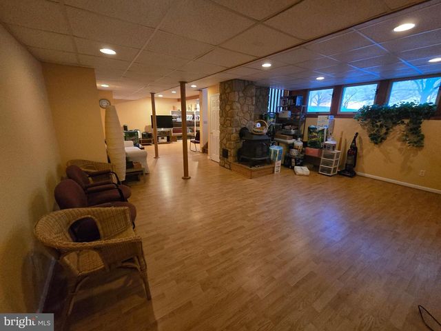 2276 S VALLEY FORGE RD, Lansdale, PA 19446