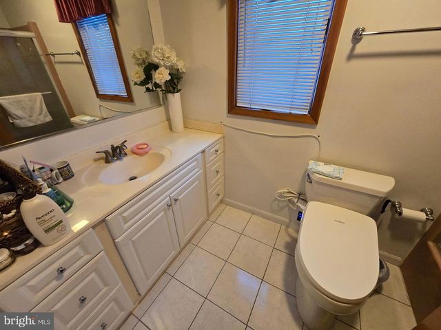 2276 S VALLEY FORGE RD, Lansdale, PA 19446