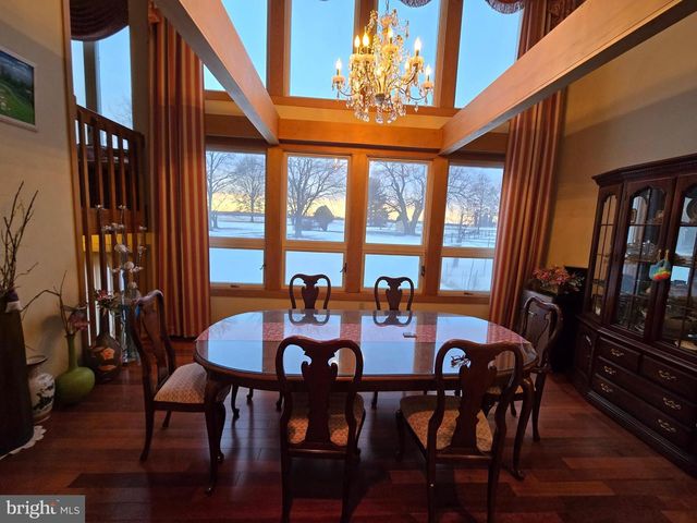 2276 S VALLEY FORGE RD, Lansdale, PA 19446