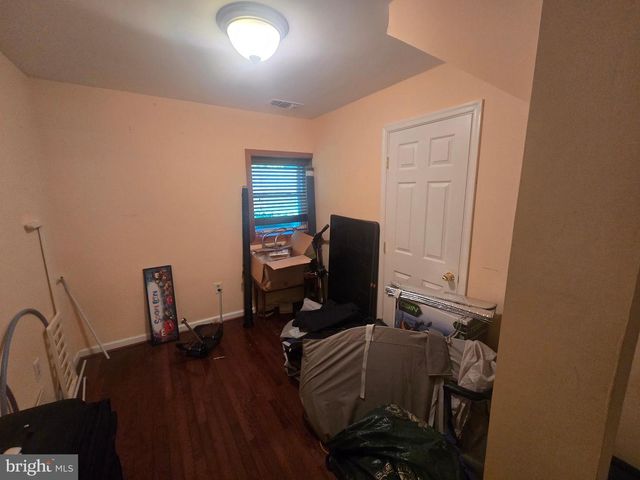 2276 S VALLEY FORGE RD, Lansdale, PA 19446