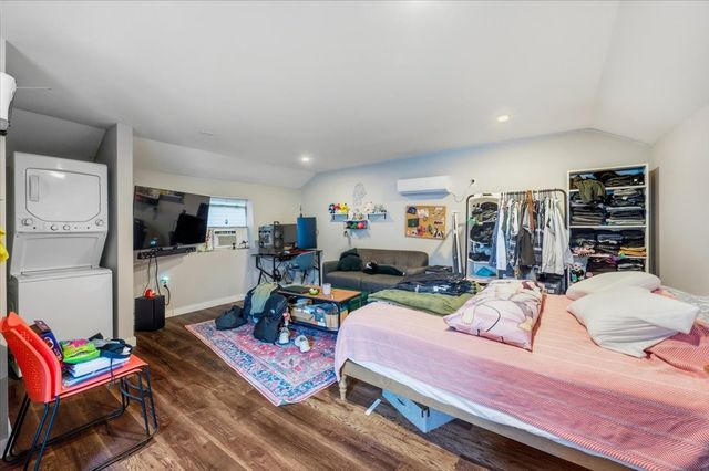 2614 Roanoke Avenue, Dallas, TX 75235
