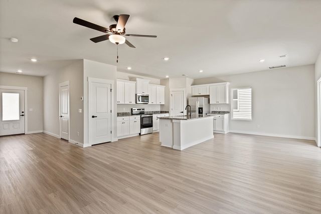 1424 Wild Indigo Way, Moore, SC 29369