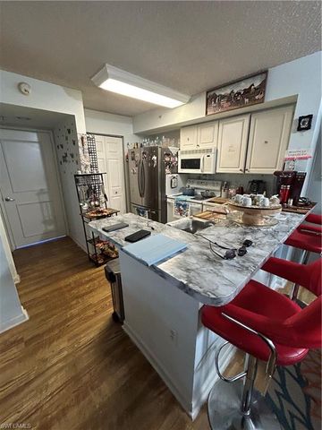 1150 Wildwood Lakes Blvd Apt 107, Naples, FL 34104