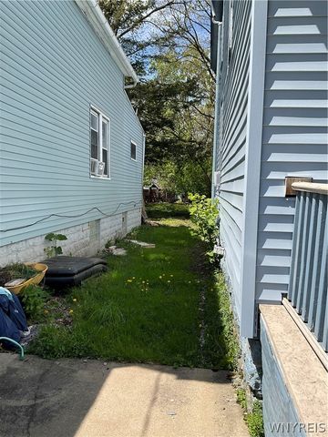 42 Princeton Place, Buffalo, NY 14210