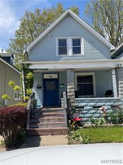 42 Princeton Place, Buffalo, NY 14210