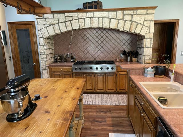 7 PEBBLE BEACH Court, Amarillo, TX 79124